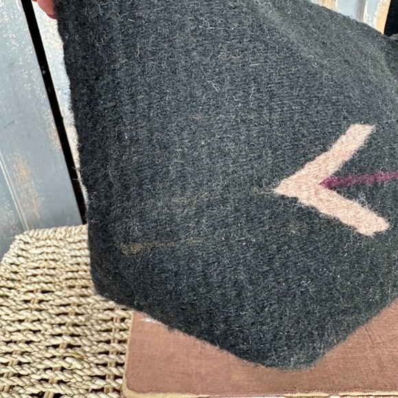 MZ Fair Trade Rocio Wristlet Clutch Midnight Arrow - Picture 16 of 16